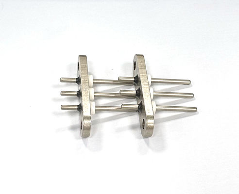 qualità  IATF Hermetic Single Seal Terminals Electroless Nickel Plated Rated Current 30A fabbrica