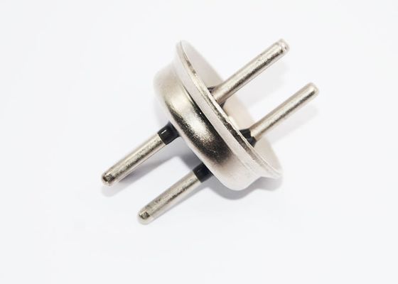 Testa di perdita dei terminali del compressore frigorifero a tensione 220V 4J28 4MPa