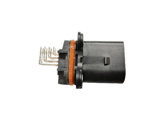 Connettori ermetici a tensione nominale AC/DC da 20 V con resistenza isolante PBT 100 MΩ Min