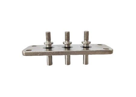 Piastra morsettiera 6,2 mm X 42,5 mm X 42,5 mm Tensione nominale 600 V Proprietà isolante di 2000 MΩ per applicazioni