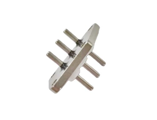 Resistenza di isolamento 1000MΩ Connettore per veicoli elettrici ermetico adatto per intervallo di temperatura da meno 40°C a 150°C Durevole