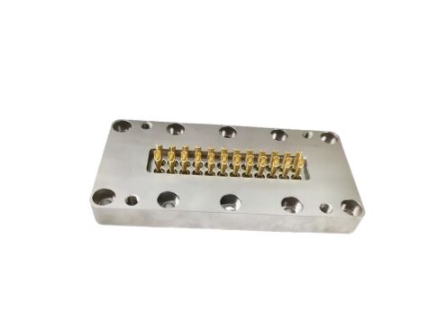 Intervallo di temperatura da meno 40 gradi Celsius a 150 gradi Celsius Guarnizioni in vetro e metallo che applicano un processo di riscaldamento e raffreddamento controllato per una sigillatura priva di stress